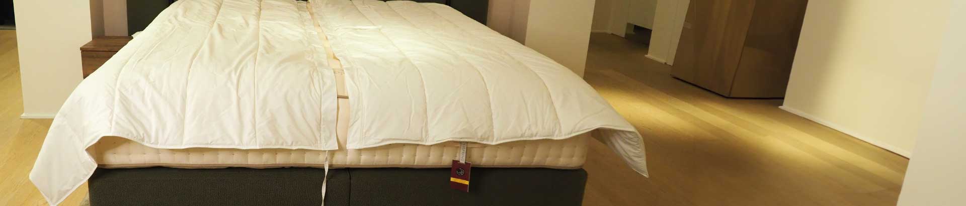 Cotton duvet casing for lower tog duvets